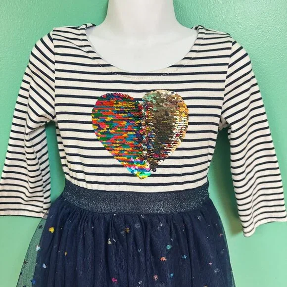 Chenault Girl Long Sleeve Heart Glitter Tutu Hem Dress Girls Size 4/5 - Picture 4 of 7